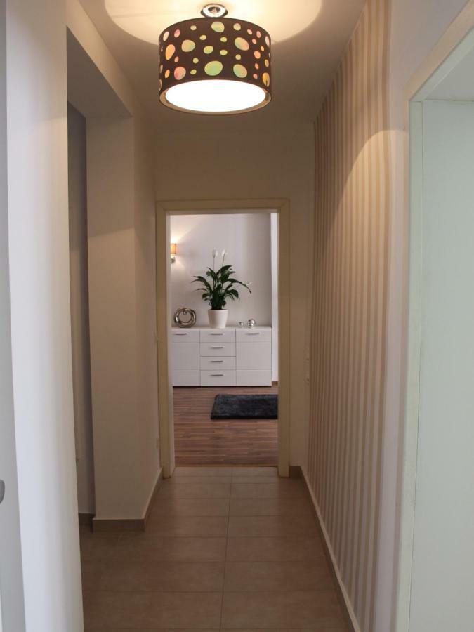 120 Qm. Noblehome Фюрт Экстерьер фото