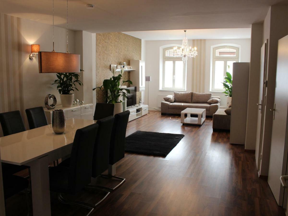 120 Qm. Noblehome Фюрт Экстерьер фото