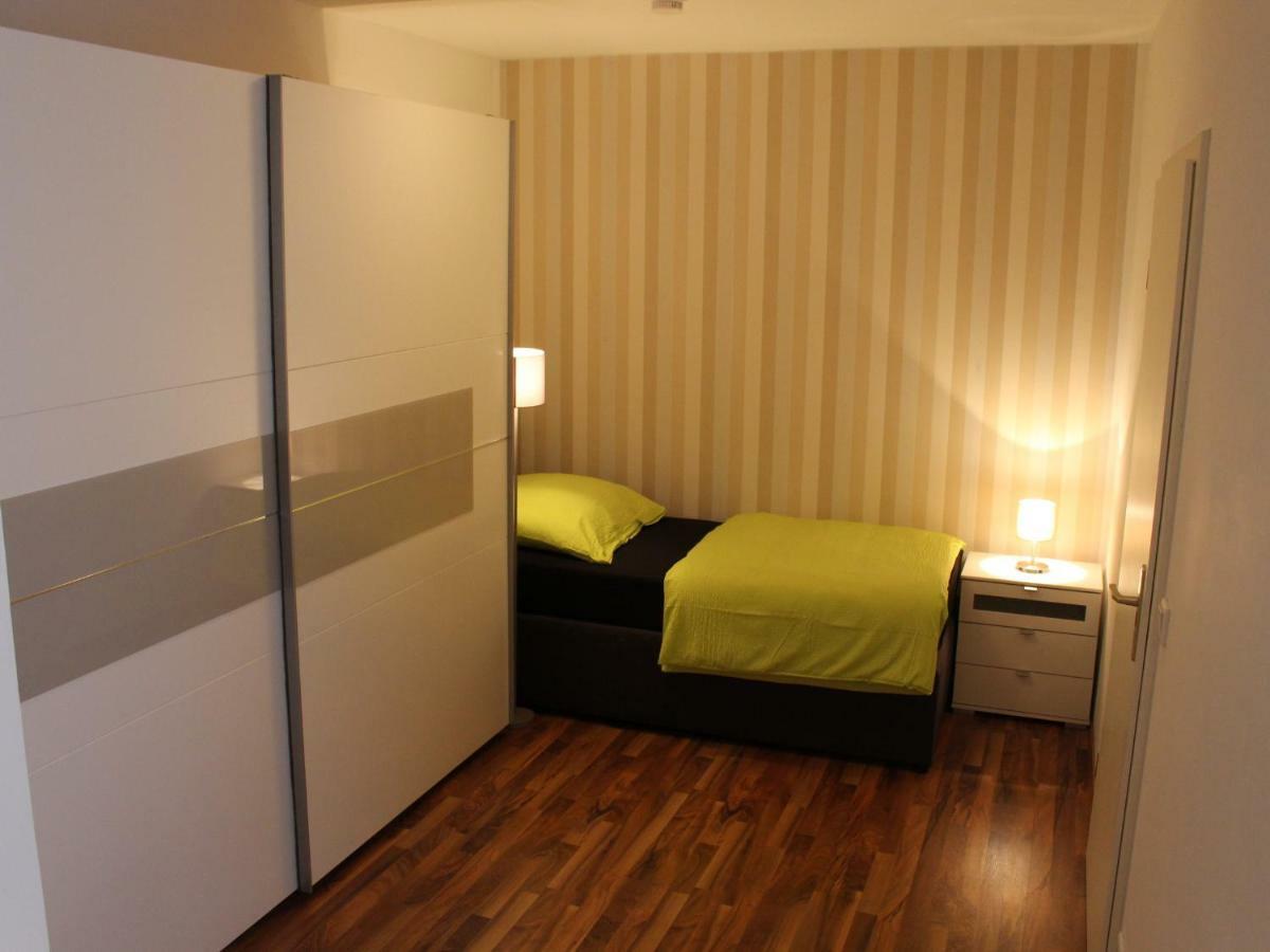 120 Qm. Noblehome Фюрт Экстерьер фото