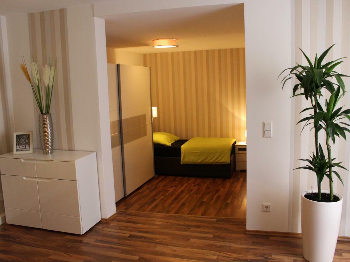 120 Qm. Noblehome Фюрт Экстерьер фото